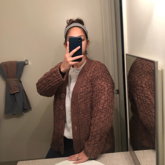 Cute  Oversized Sweater - Picture 6 of 6
